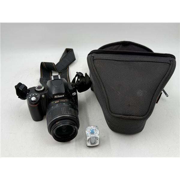 Nikon D60 Camera w/ Case