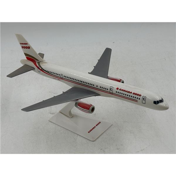 Boeing 757-200 Canada 3000 Model