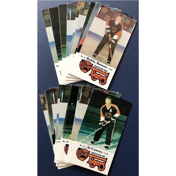 1983-84 MEDICINE HAT TIGERS (WHL) POLICE SET
