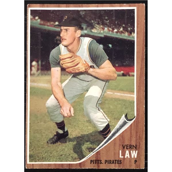 1962 TOPPS VERN LAW