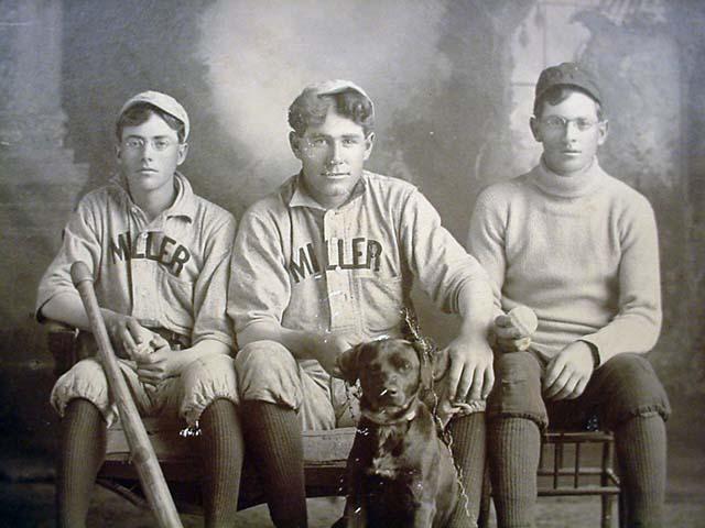 C. 1890'S MOUNTED PHOTO OF BASEBALL PLAYERS IN UNI