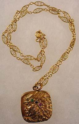 Indian locket Clearance