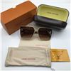 Image 1 : DESIGNER INSPIRED SUNGLASSES WITH ACCESSORIES