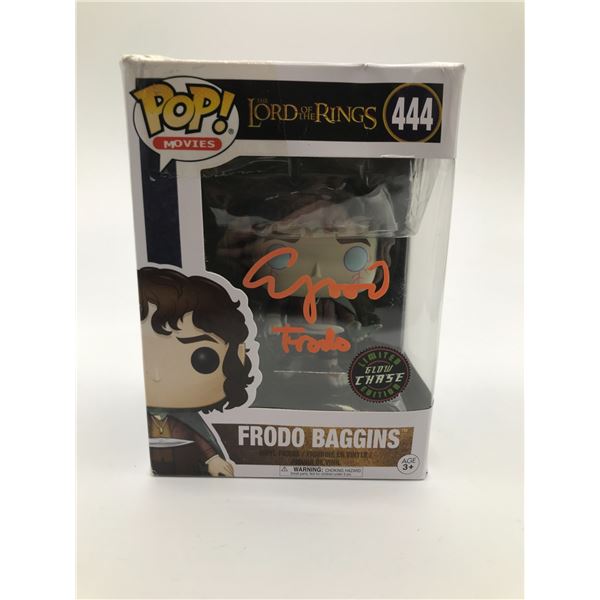 ELIJAH WOOD SIGNED FRODO LORD OF THE RINGS FUNKO POP - WWOC COA