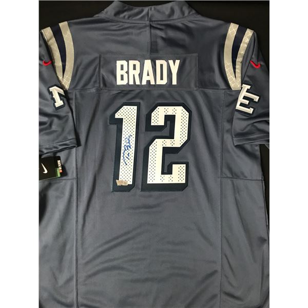 TOM BRADY SOGNED New England PATRIOTS CUSTOM JERSEY - ACE COA