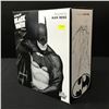 Image 2 : DC DIRECT BATMAN BLACK & WHITE STATUE BY ALEX ROSS IN ORIGINAL PACKAGING