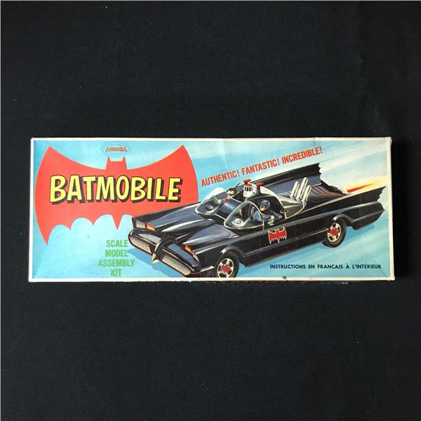 UNBUILT AURORA BATMOBILE MODEL KIT IN ORIGINAL PACKAGING