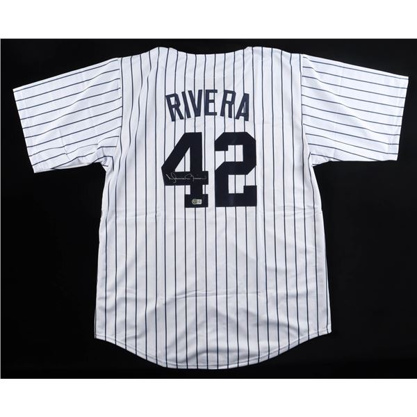 MARIANO RIVERA SIGNED NEW YORK YEANKEES JERSEY - BECKETT COA