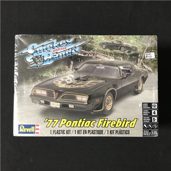 UNBUILT REVELL SMOKEY AND THE BANDIT  '77 PONTIAC FIREBIRD MODEL KIT IN ORIGINAL PACKAGING