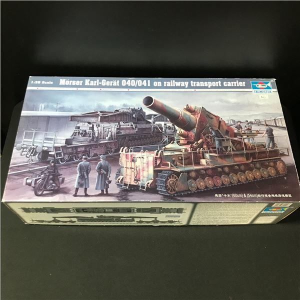 TRUMPETER MORSER KARL-GERAT 040/041 ON RAILWAY TRANSPORT CARRIER MODEL KIT IN ORIGINAL PACKAGING