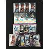 Image 1 : LOT OF LOOSE NFL TRADING CARDS