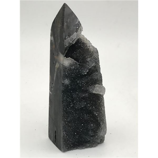 RAW GEODE CRYSTAL