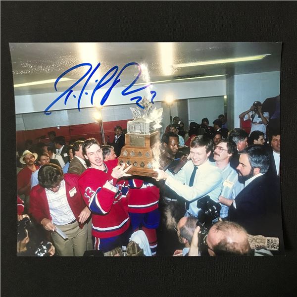 PATRICK ROY SIGNED 8 X 10 PICTURE - ACE COA