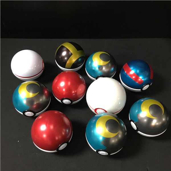 LOT OF 10 POKEBALLS