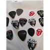 Image 3 : Collectable Older Guitar Picks