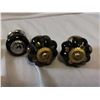 Image 2 : Vintage Black Knobs