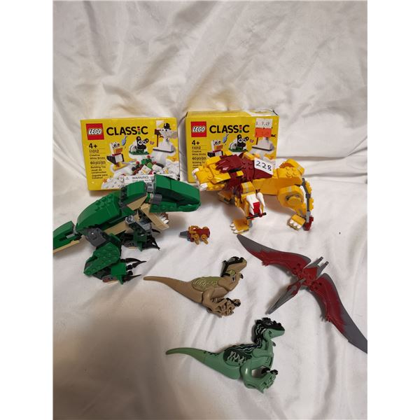 (5) Lego Dinosaurs, (2) Boxes Classic White Legos