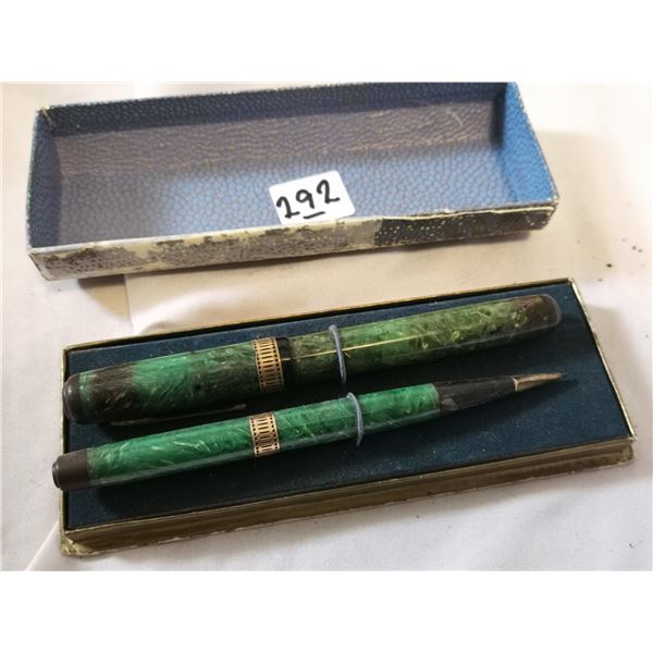 Nice Waterman’s Ideal Fountain Pen & Pencil Set