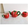 Image 5 : Tomato Teapot, Cream & Sugar Bowl Set