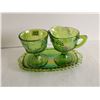 Image 3 : Vintage Indiana Carnival Glass Cream & Sugar Bowls w/ Tray