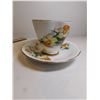 Image 1 : ROYAL WINDSOR, SQUARE TOPPED CUP WITH SAUCER, DAFFODILS