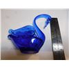 Image 3 : COBALT BLUE ART GLASS SWAN