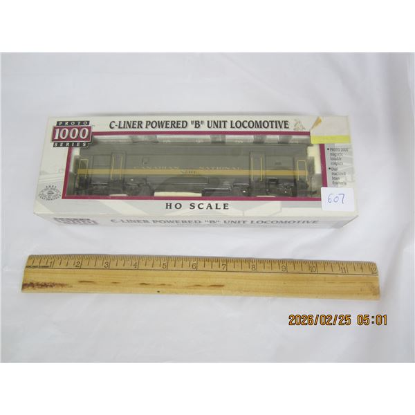 High End Proto 1000 Series New Old Stock C-Liner B Unit Locomotive