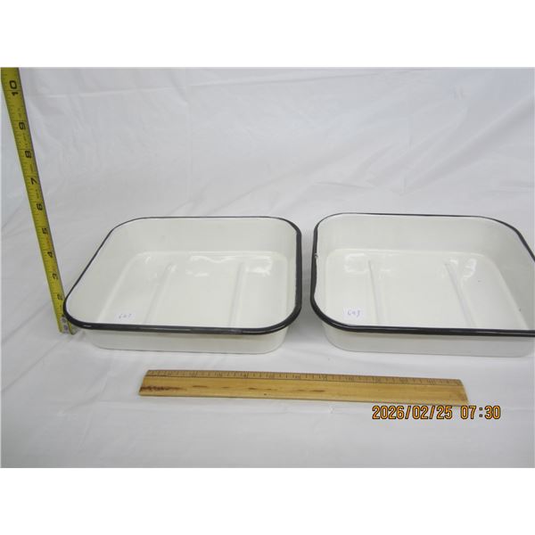 2 Enameled Containers