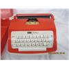 Image 2 : Rare Sear's Holiday Childs Typewriter Works Like a Full Sized Machine