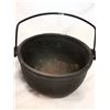 Image 4 : Made in Canada Cast Iron Pot