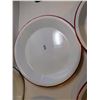 Image 3 : 5-ENAMELWARE PIE PLATES 9 ½ “