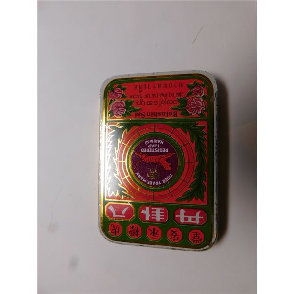 VINTAGE TIGER MINT TIN