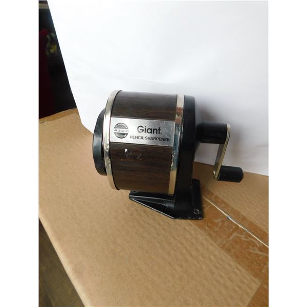 VINTAGE APSCO GIANT BRAND PENCIL SHARPENER