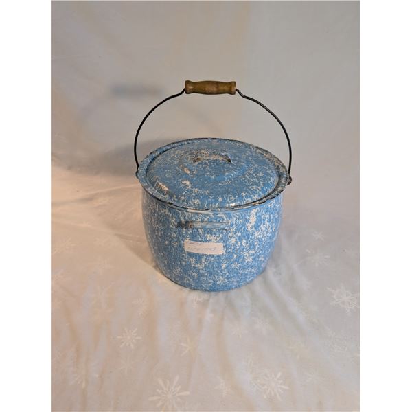 Blue And White Enamelware Pot.W/Lid.