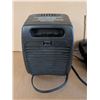 Image 4 : Small clip-on electric space heater. Good condition.