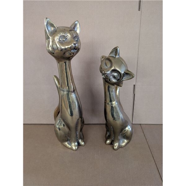 Pair of brass cats. Excellent condition.