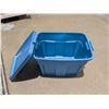 Image 2 : RUBBERMAID ROUGHNECK container. Good condition.