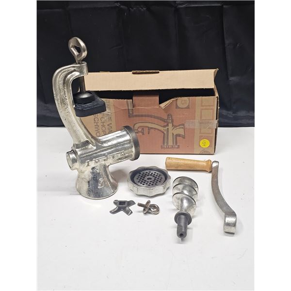 Vintage Hache Viande Meat Chopper/Grinder in Original Box