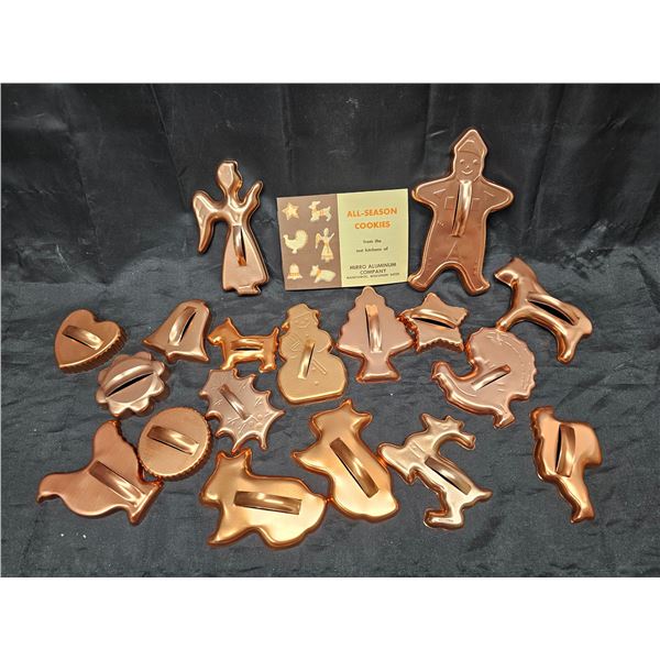 Vintage Cookie Cutters - Like New in Box