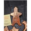 Image 3 : Vintage Cookie Cutters - Like New in Box