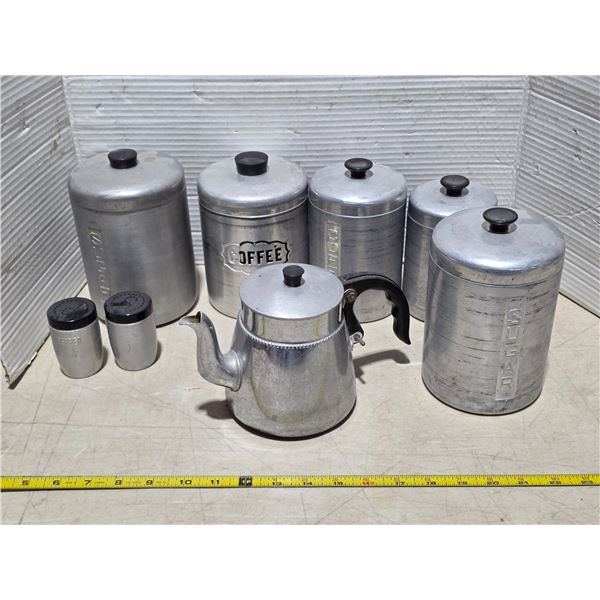 Aluminum canister set