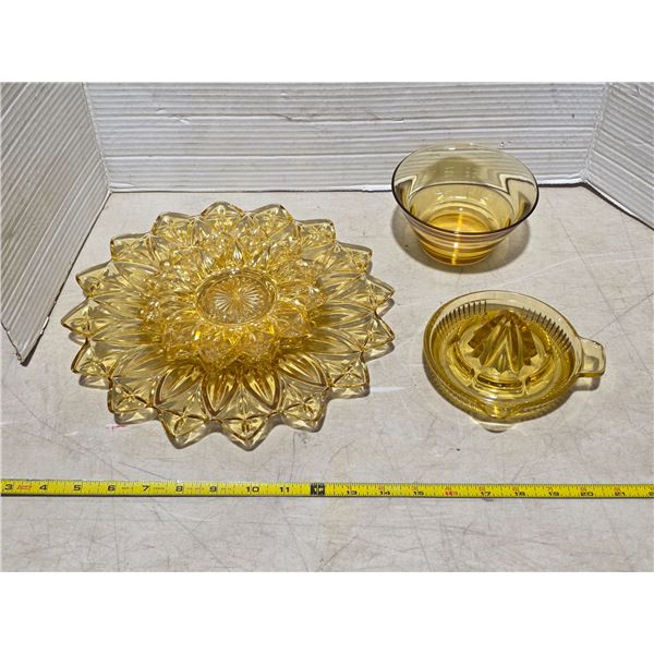 Amber glass juicer and dishes