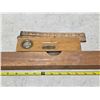 Image 2 : Vintage levels and ruler