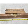 Image 3 : Vintage levels and ruler