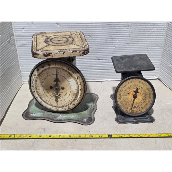 2 vintage scales