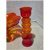 Image 3 : Orange and red pedestal bowl and vases