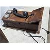 Image 3 : Antique box wall phone