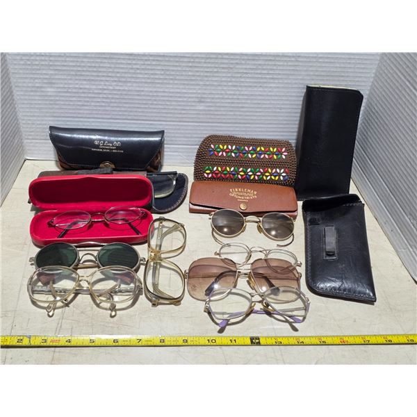Vintage sun glasses and reading glasses with cases