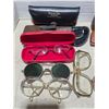 Image 3 : Vintage sun glasses and reading glasses with cases