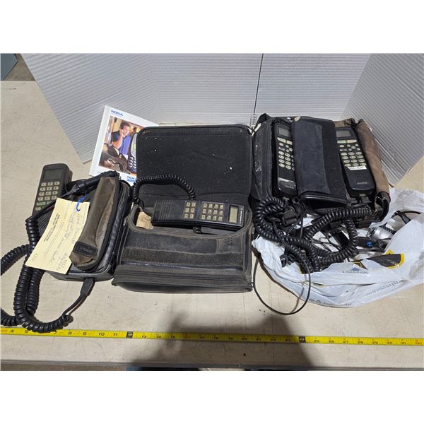 Vintage battery pack cell phones